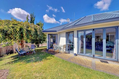 Photo of property in 61 Waipuna Grove, Welcome Bay, Tauranga, 3112