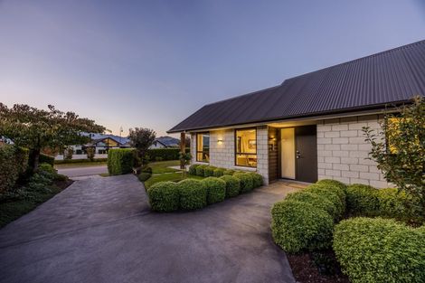 Photo of property in 14 Ruby Ridge, Wanaka, 9305