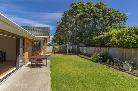 Photo of property in 141 Belvedere Avenue, Waikanae, 5036