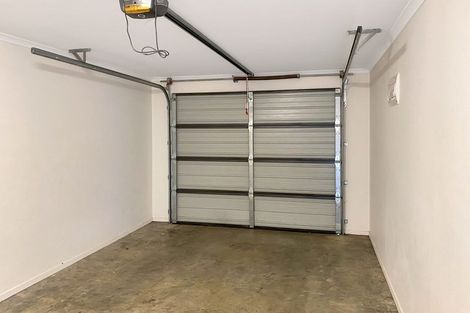 Photo of property in 8 Chiefs Court, Hamilton East, Hamilton, 3216