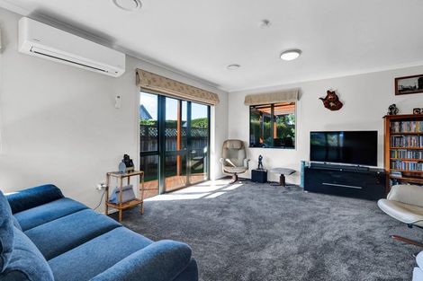 Photo of property in 20a Virginia Place, Whalers Gate, New Plymouth, 4310