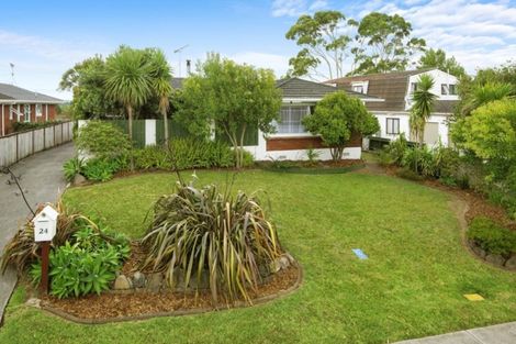 Photo of property in 24 Pooley Street, Pakuranga Heights, Auckland, 2010