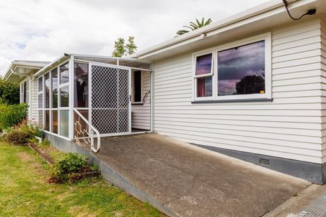 Photo of property in 27 Mangahao Road, Pahiatua, 4910