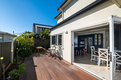Photo of property in 9a Avenue Road, Greenmeadows, Napier, 4112