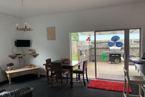 Photo of property in 9 Pipi Dune, Whitianga, 3510