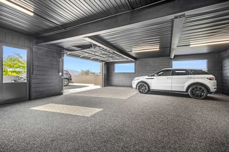 Photo of property in 10 Hawkdun Place, Bridge Hill, Alexandra, 9320