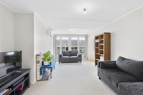 Photo of property in 4 Stipulate Place, Ascot Park, Porirua, 5024