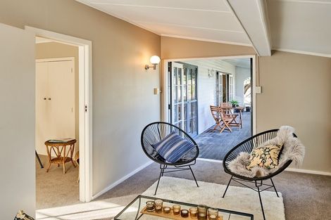 Photo of property in 61 Gloaming Hill, Titahi Bay, Porirua, 5022