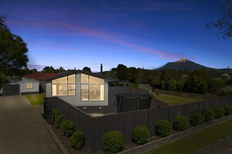 Photo of property in 3 Oberon Street, Stratford, 4332