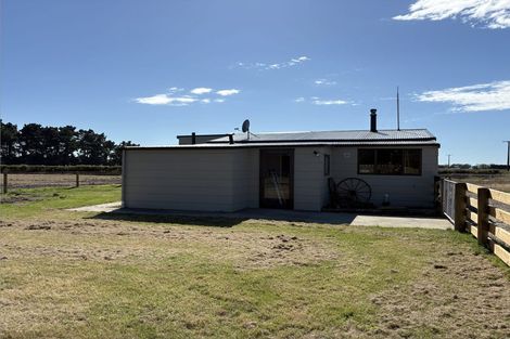 Photo of property in 60 Middle Road, Saint Andrews, Timaru, 7972