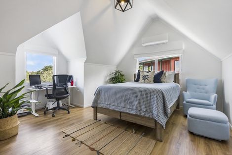 Photo of property in 72 Hadfield Street, Beach Haven, Auckland, 0626