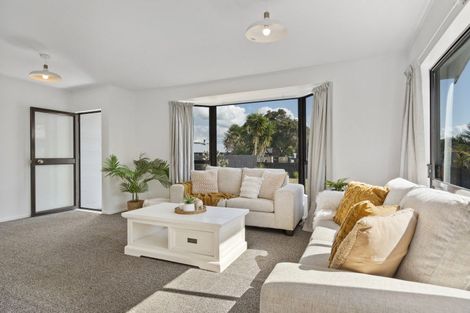 Photo of property in 228 Gravatt Road, Papamoa Beach, Papamoa, 3118