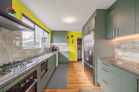 Photo of property in 71 California Drive, Totara Park, Upper Hutt, 5018