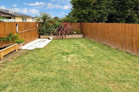 Photo of property in 147a View Road, Sunnyvale, Auckland, 0612