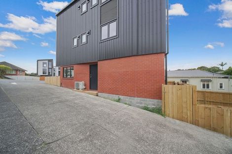 Photo of property in 1282a New North Road, Avondale, Auckland, 1026