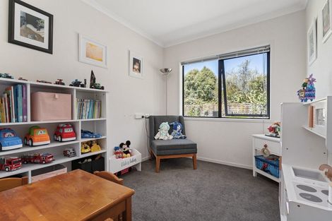 Photo of property in 7 The Glade, Carterton, 5713