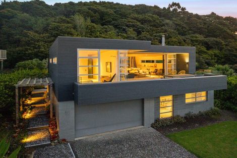 Photo of property in 48 Hector Lang Drive, Langs Beach, Waipu, 0582