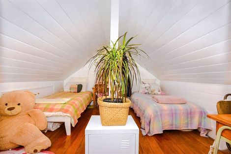 Photo of property in 24 Cunningham Terrace, Lyttelton, 8082