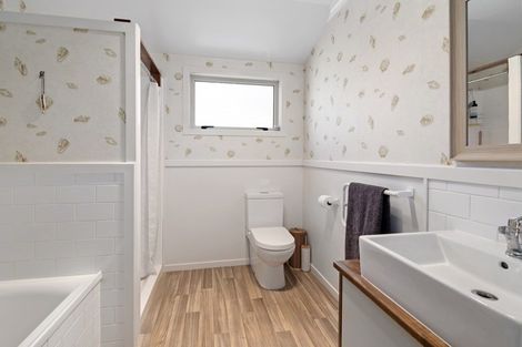 Photo of property in 3 Turner Place, Wakefield, 7025