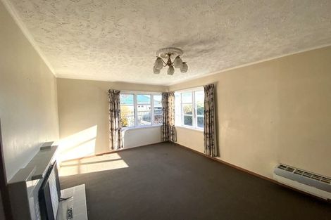 Photo of property in 30 Christian Street, Bryndwr, Christchurch, 8053