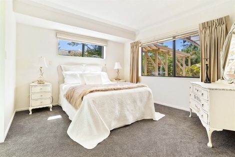 Photo of property in 29 San Bernadino Drive, Henderson, Auckland, 0612