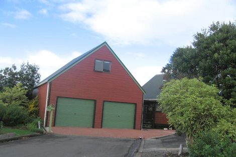 Photo of property in 33 Rembrandt Avenue, Tawa, Wellington, 5028