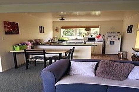 Photo of property in 49 Chartwell Drive, Crofton Downs, Wellington, 6035