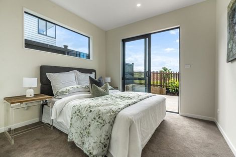 Photo of property in 2 Kauru Lane, Wainui, 0992