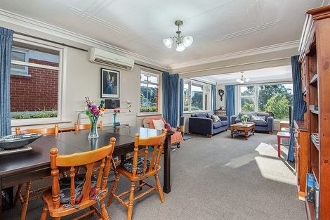 Photo of property in 33 Brockville Road, Glenross, Dunedin, 9011