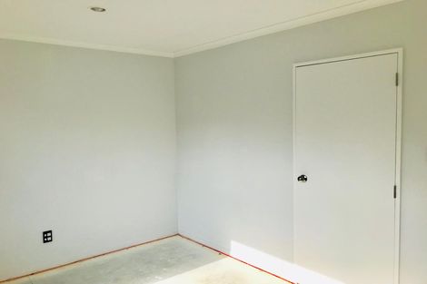 Photo of property in 66 De Havilland Drive, Goodwood Heights, Auckland, 2105