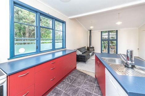 Photo of property in 2a Weraroa Road, Waverley, 4510