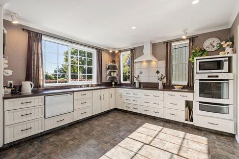 Photo of property in 202 Thompsons Track, Aongatete, 3178