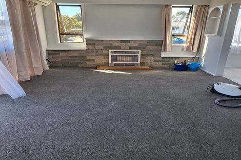 Photo of property in 12 Clifton Drive, Waitara, 4320