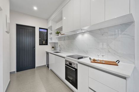 Photo of property in 8/144 Titirangi Road, New Lynn, Auckland, 0600