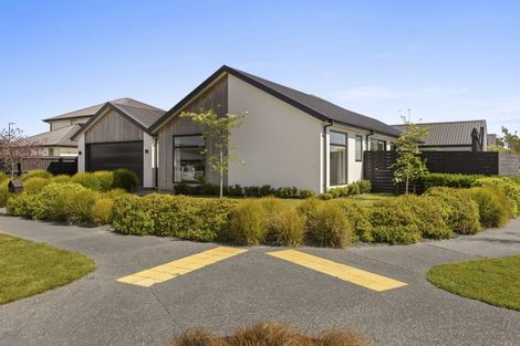 Photo of property in 52 Manakura Street, Russley, Christchurch, 8042
