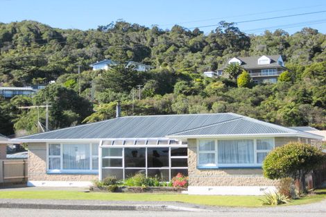 Photo of property in 163 Main South Road, Karoro, Greymouth, 7805