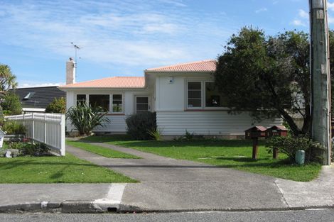 Photo of property in 1/293 Riverside Drive, Waterloo, Lower Hutt, 5011