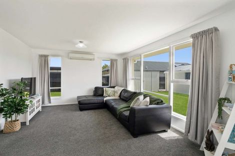 Photo of property in 2/161 Beach Road, North New Brighton, Christchurch, 8083