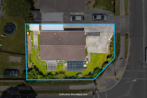 Photo of property in 1/2 Burundi Avenue, Clendon Park, Auckland, 2103