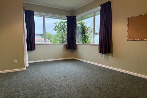 Photo of property in 5 Hawkins Street, Vogeltown, New Plymouth, 4310