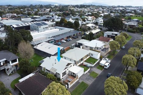 Photo of property in 14 Mclean Street, Strandon, New Plymouth, 4312