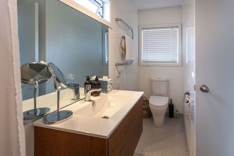 Photo of property in 144a Kiwi Road, Whangamata, 3620