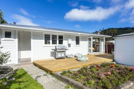Photo of property in 43 Gillespies Road, Birchville, Upper Hutt, 5018