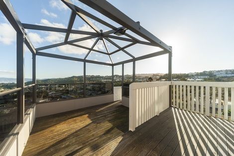 Photo of property in 46 Cypress Drive, Maungaraki, Lower Hutt, 5010