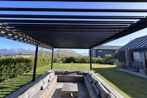 Photo of property in 2 Wanderer Lane, Jacks Point, Queenstown, 9371