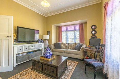 Photo of property in 23 Francis Drake Street, Waipukurau, 4200