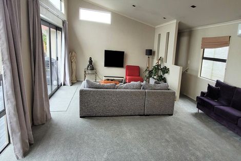 Photo of property in 74 Waikite Road, Welcome Bay, Tauranga, 3112