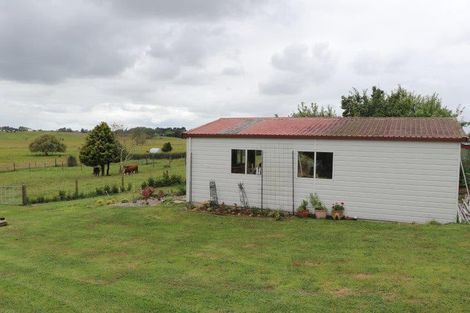 Photo of property in 2220 Kakaramea Road, Ngahinapouri, Hamilton, 3290