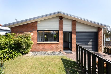 Photo of property in 14 Church Road, Pukete, Hamilton, 3200