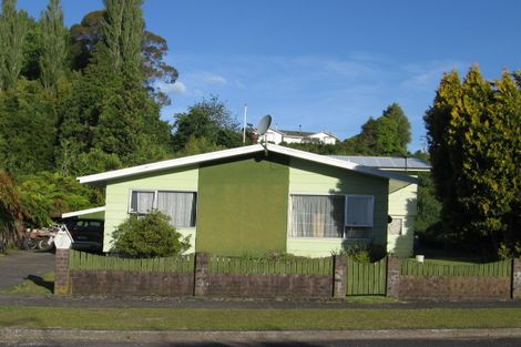 Photo of property in 35 Bullians Avenue, Taumarunui, 3920